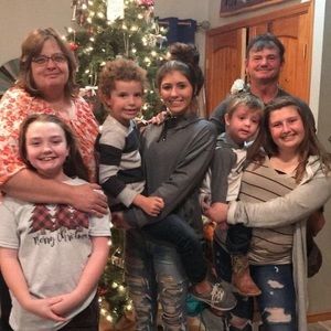 Meet your Posher, Vicci